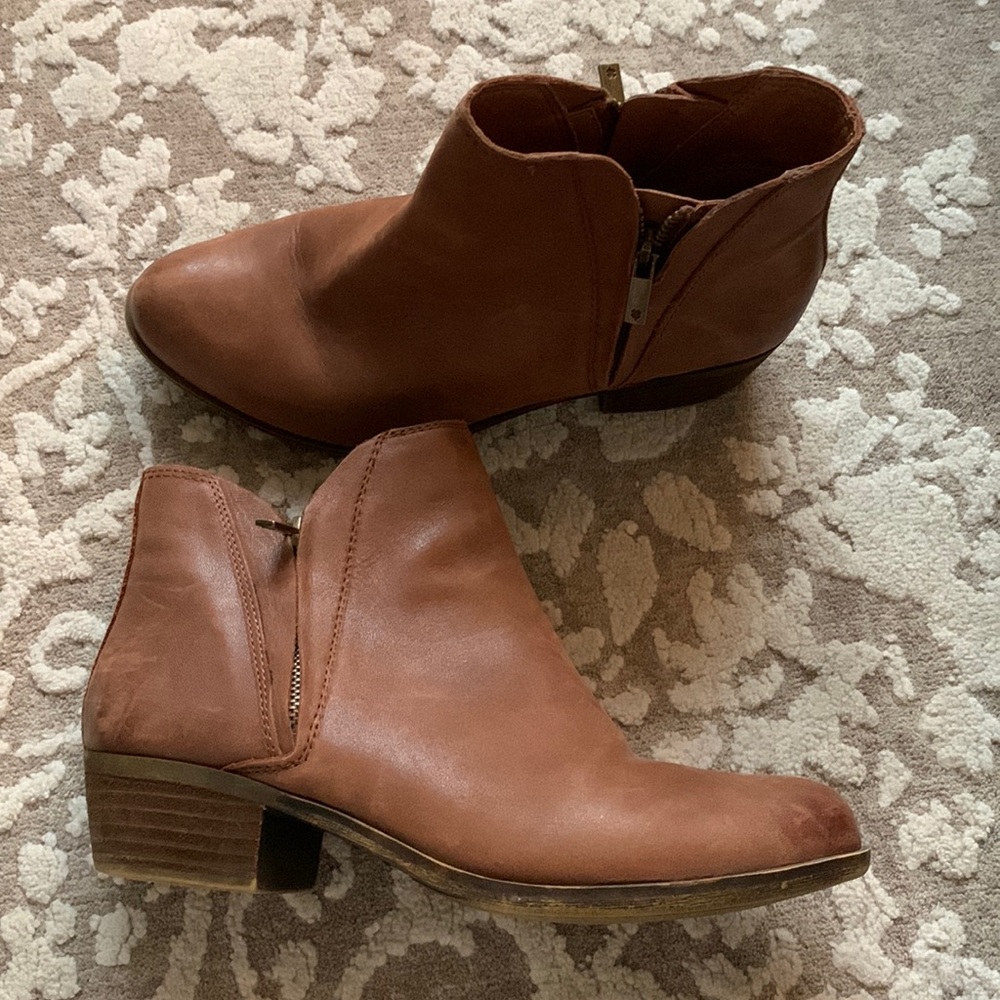 Lucky Brand 'Brenon' Ankle Booties distressed camel leather size 9